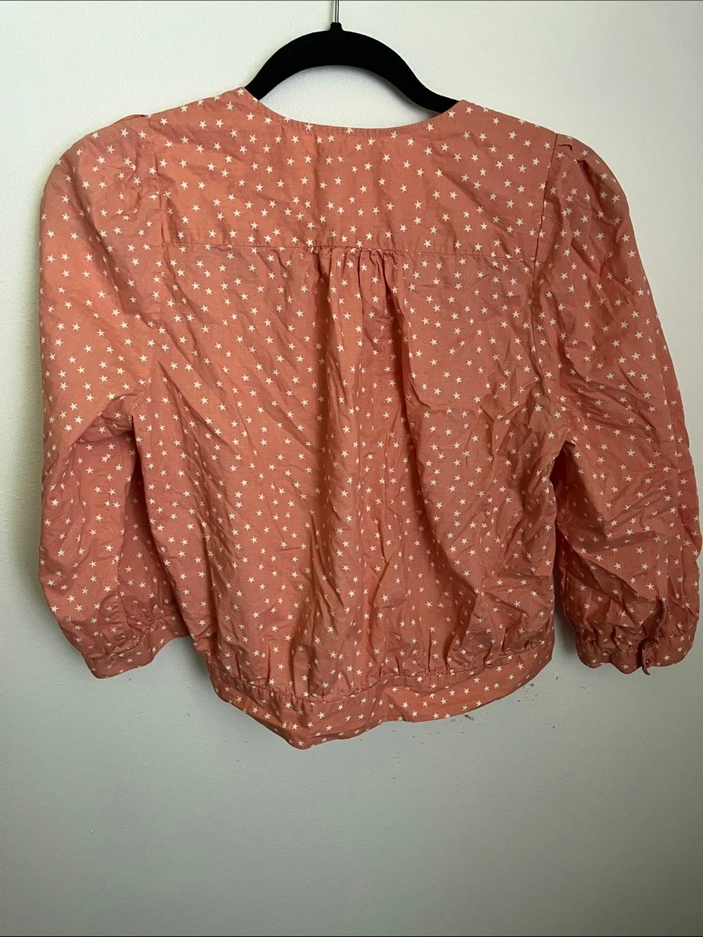 🛍️ 3/$10 Madewell Coral Star-Print Tie-Front Wrap Blouse